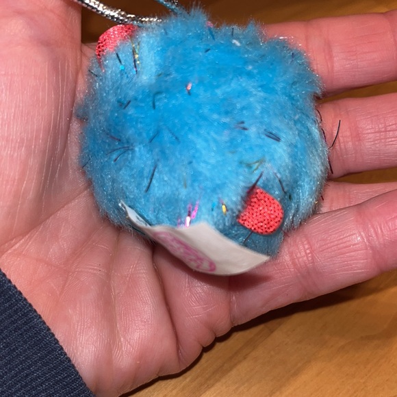 2 Pikmi Pops one blue one red - Picture 8 of 12